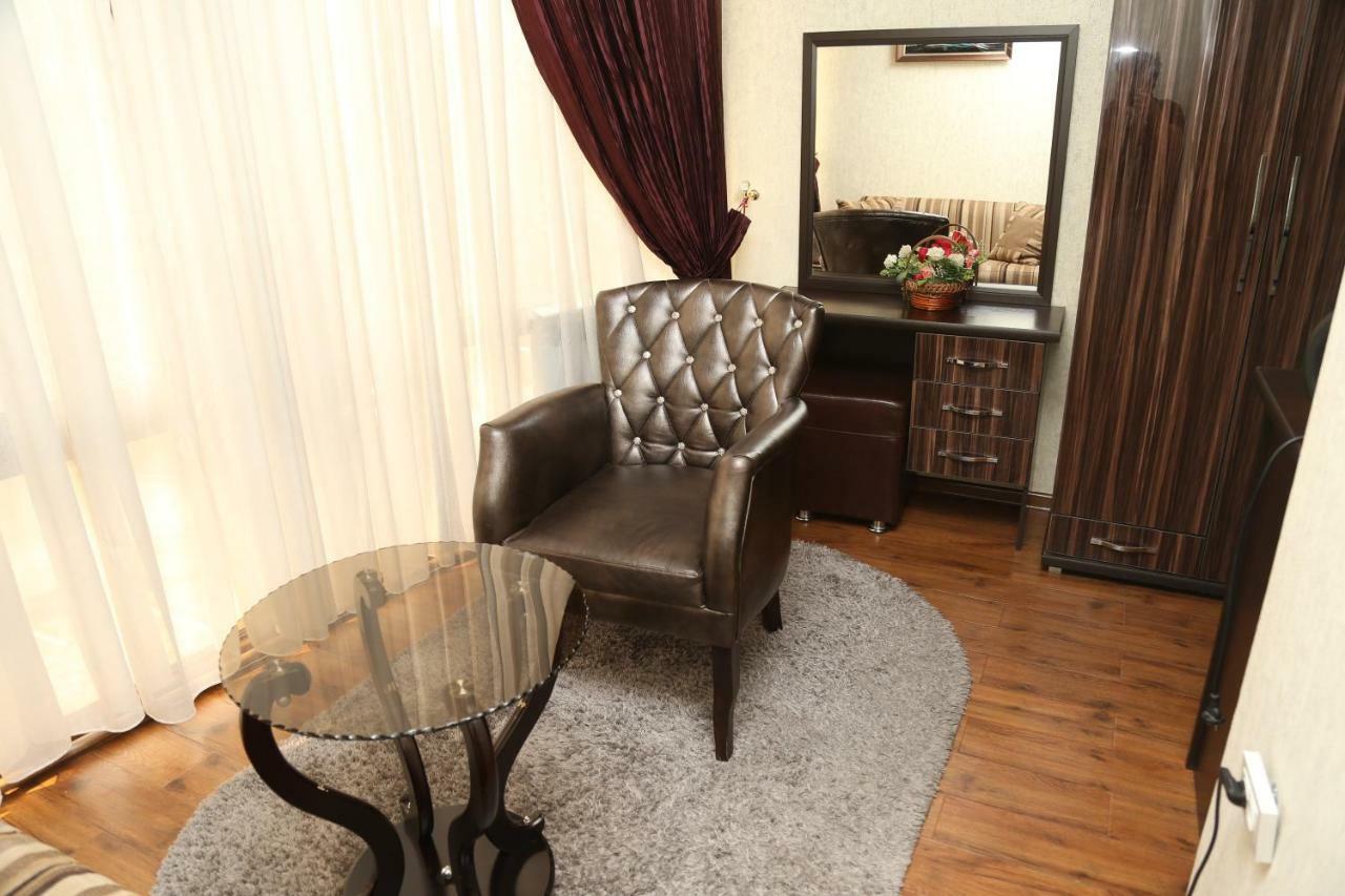 Elite House Hotel Bishkek Exterior photo